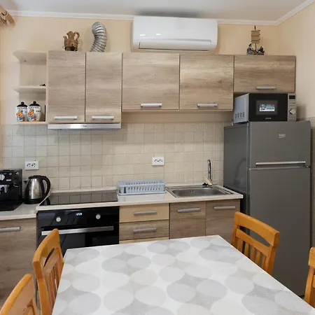 Márta Apartman Hajdúszoboszló Exterior foto